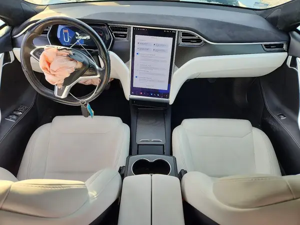 5YJSA1E23HF198351 2017 TESLA MODEL S - Image 8