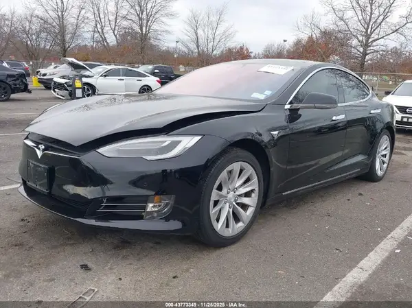 5YJSA1E23HF214502 2017 TESLA MODEL S - Image 2