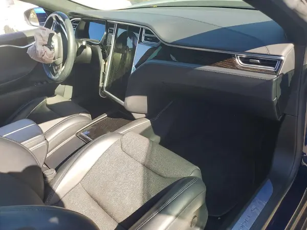 5YJSA1E23HF219425 2017 TESLA MODEL S - Image 8