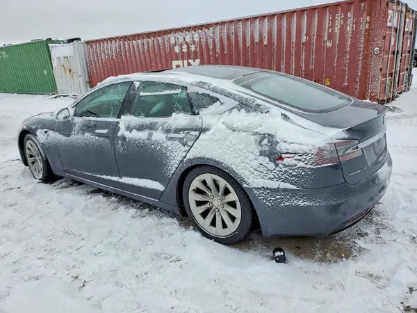 5YJSA1E23HF226486 2017 TESLA MODEL S - Image 2