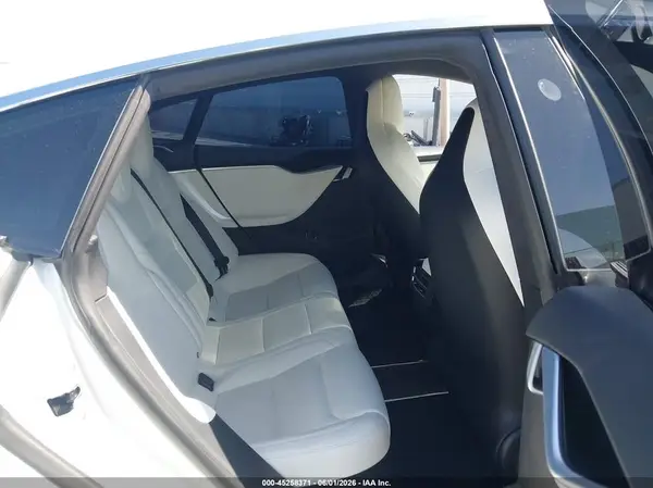 5YJSA1E23HF233132 2017 TESLA MODEL S - Image 8