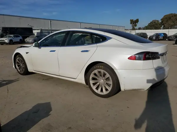 5YJSA1E23HF234197 2017 TESLA MODEL S - Image 2