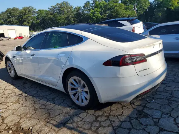 5YJSA1E23JF243911 2018 TESLA MODEL S - Image 2