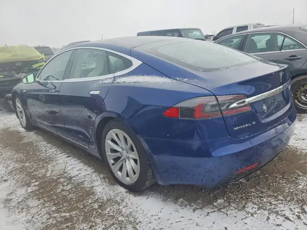 5YJSA1E23JF245223 2018 TESLA MODEL S - Image 2
