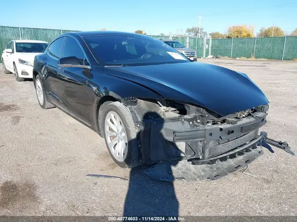 5YJSA1E23JF246601 2018 TESLA MODEL S - Image 1