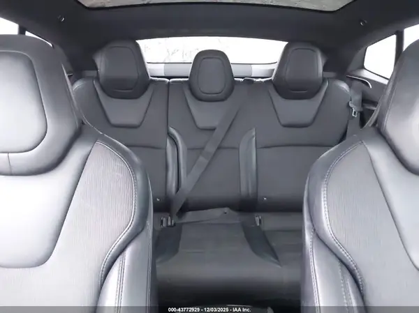 5YJSA1E23JF246677 2018 TESLA MODEL S - Image 8