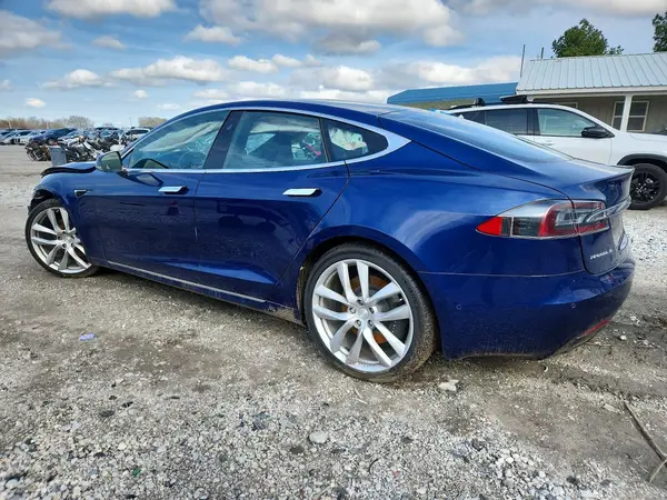 5YJSA1E23JF250552 2018 TESLA MODEL S - Image 2