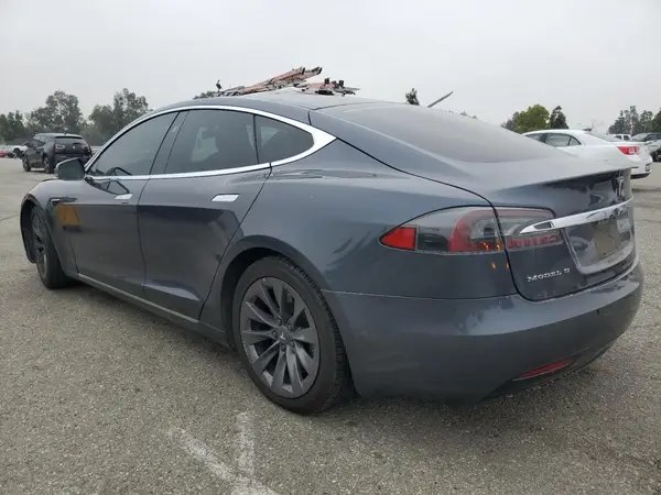 5YJSA1E23JF261843 2018 TESLA MODEL S - Image 2
