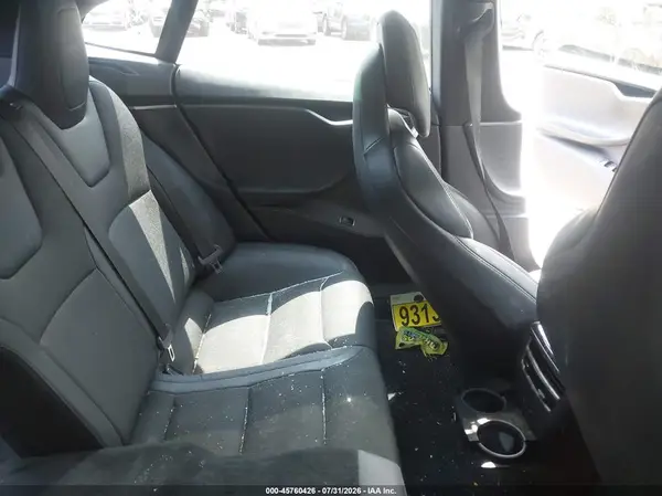 5YJSA1E23JF265052 2018 TESLA MODEL S - Image 8