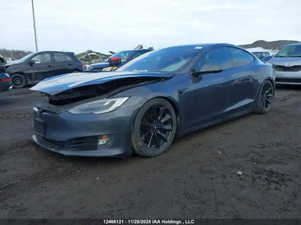5YJSA1E23JF273443 2018 TESLA MODEL S - Image 2