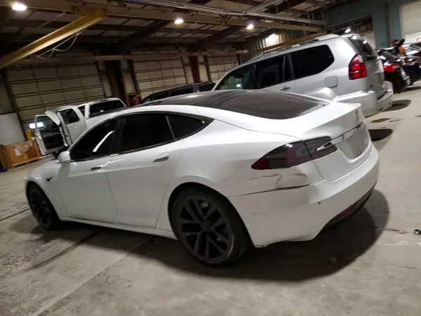 5YJSA1E23JF274091 2018 TESLA MODEL S - Image 2