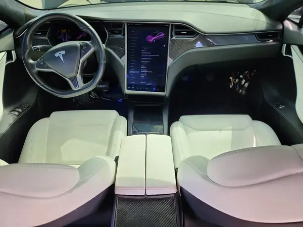 5YJSA1E23JF275726 2018 TESLA MODEL S - Image 8