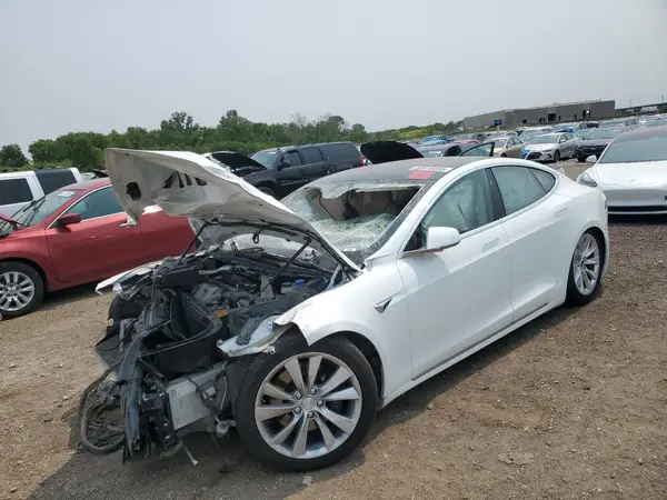 5YJSA1E23JF275936 2018 TESLA MODEL S - Image 1