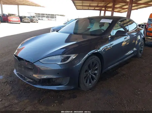 5YJSA1E23JF276455 2018 TESLA MODEL S - Image 2