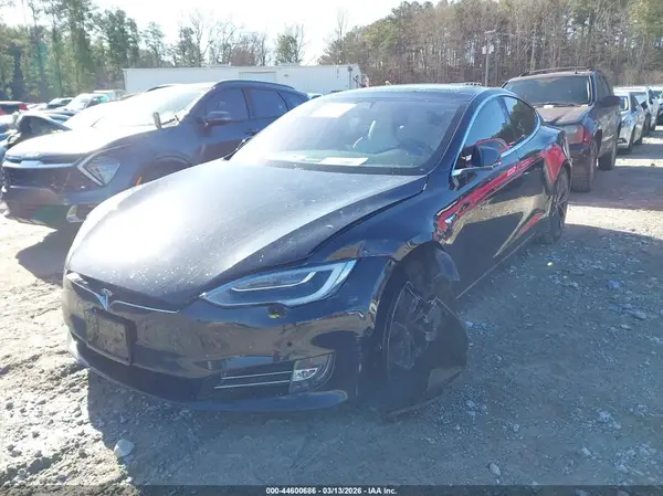 5YJSA1E23JF276553 2018 TESLA MODEL S - Image 2