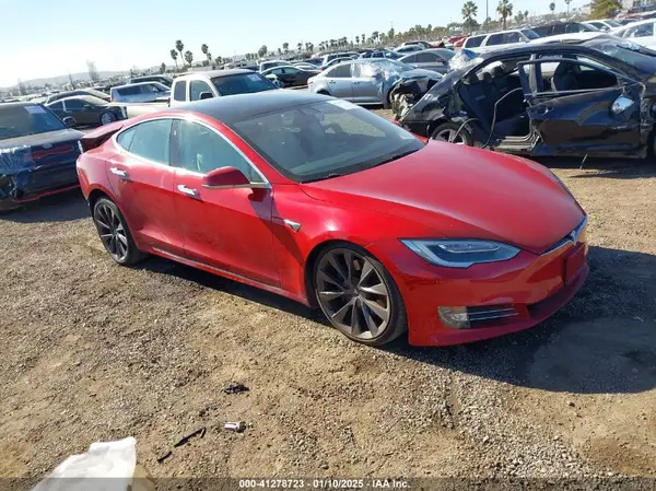 5YJSA1E23JF281932 2018 TESLA MODEL S - Image 1