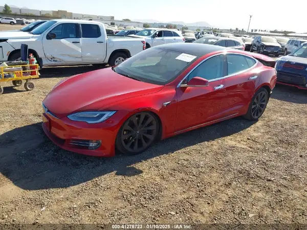5YJSA1E23JF281932 2018 TESLA MODEL S - Image 2