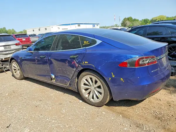 5YJSA1E23JF290694 2018 TESLA MODEL S - Image 2