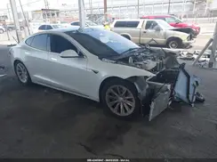 5YJSA1E23JF292171 2018 TESLA MODEL S