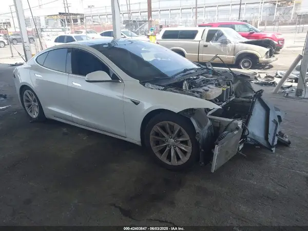 5YJSA1E23JF292171 2018 TESLA MODEL S - Image 1