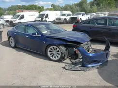 5YJSA1E23JF296818 2018 TESLA MODEL S