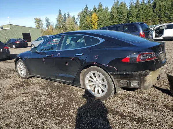 5YJSA1E23KF332167 2019 TESLA MODEL S - Image 2