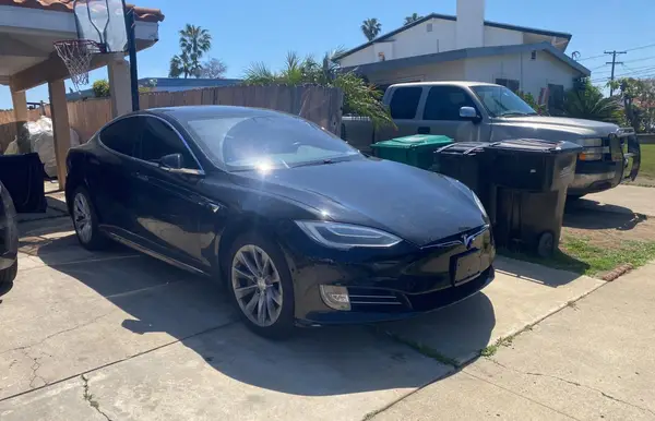 5YJSA1E23KF332539 2019 TESLA MODEL S - Image 1