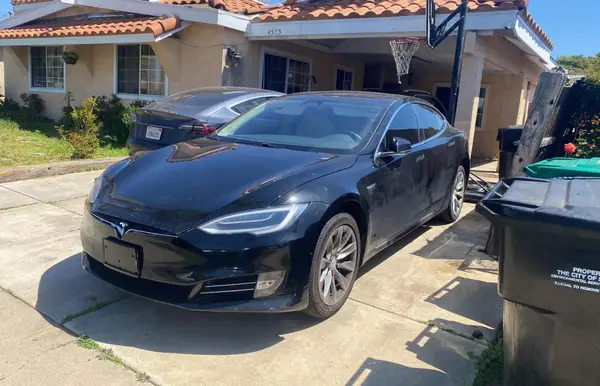 5YJSA1E23KF332539 2019 TESLA MODEL S - Image 2
