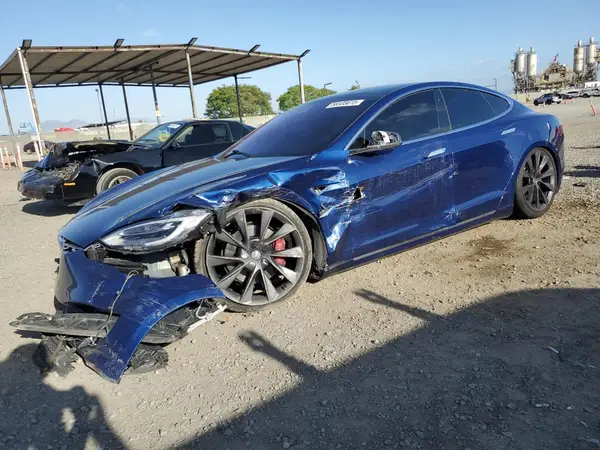 5YJSA1E23KF334579 2019 TESLA MODEL S - Image 1