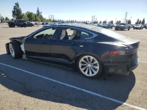 5YJSA1E23KF337255 2019 TESLA MODEL S - Image 2