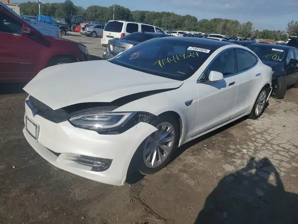 5YJSA1E23LF349360 2020 TESLA MODEL S - Image 1