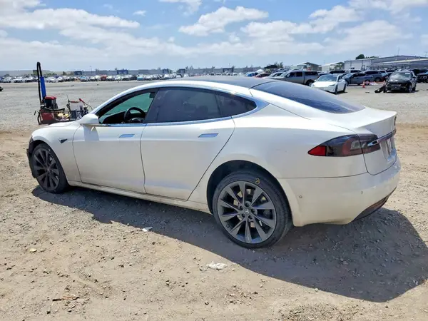 5YJSA1E23LF356616 2020 TESLA MODEL S - Image 2