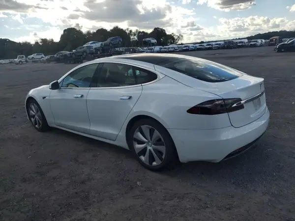 5YJSA1E23LF385257 2020 TESLA MODEL S - Image 2