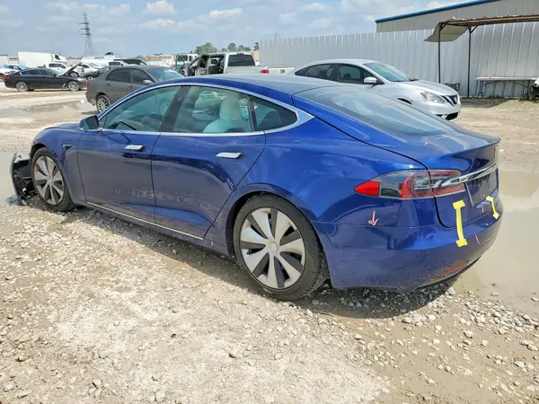 5YJSA1E23LF389017 2020 TESLA MODEL S - Image 2