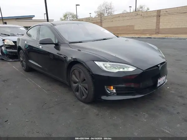 5YJSA1E23LF390913 2020 TESLA MODEL S - Image 1