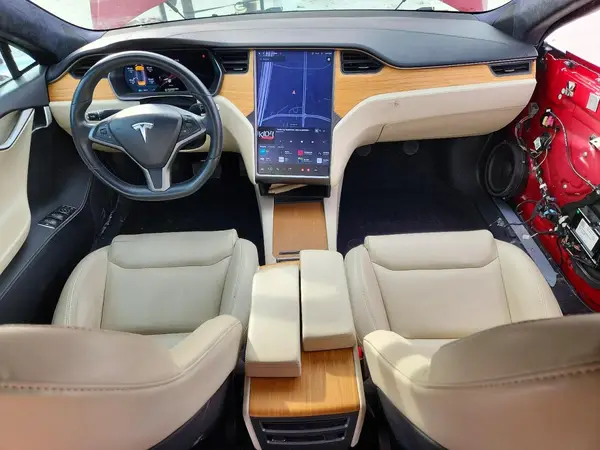 5YJSA1E23LF414708 2020 TESLA MODEL S - Image 8