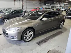 5YJSA1E24GF129201 2016 TESLA MODEL S