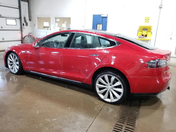 5YJSA1E24GF131532 2016 TESLA MODEL S - Image 2