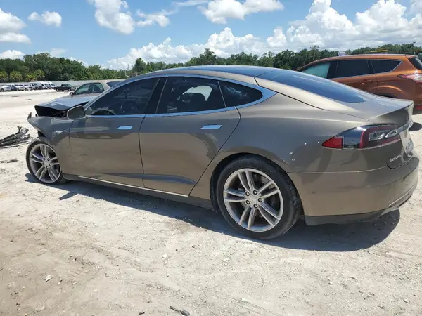 5YJSA1E24GF131563 2016 TESLA MODEL S - Image 2