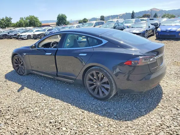 5YJSA1E24GF143194 2016 TESLA MODEL S - Image 2
