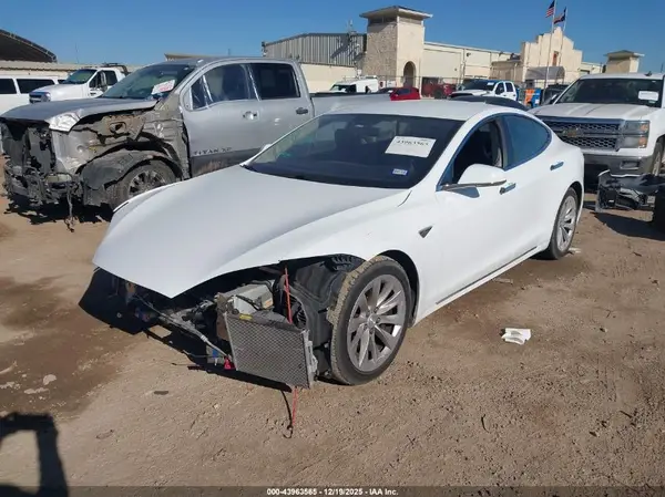 5YJSA1E24GF150856 2016 TESLA MODEL S - Image 2