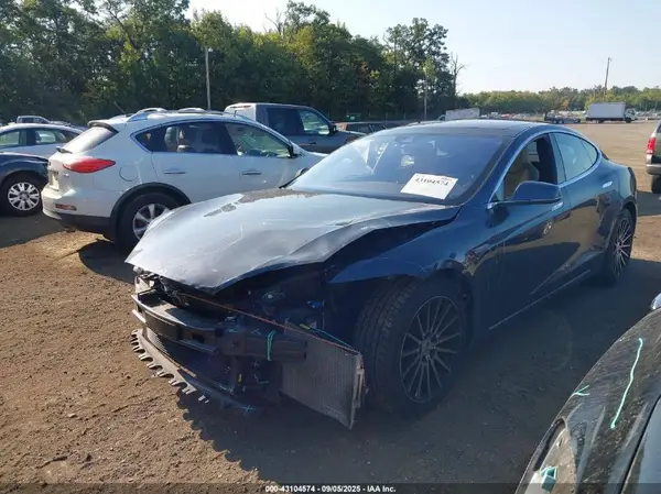 5YJSA1E24GF151473 2016 TESLA MODEL S - Image 2