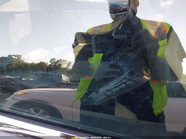 5YJSA1E24GF151473 2016 TESLA MODEL S - Image 8