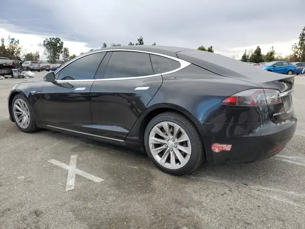5YJSA1E24GF152817 2016 TESLA MODEL S - Image 2