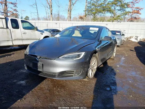 5YJSA1E24GF174235 2016 TESLA MODEL S - Image 2