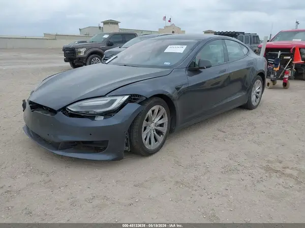 5YJSA1E24HF185169 2017 TESLA MODEL S - Image 2