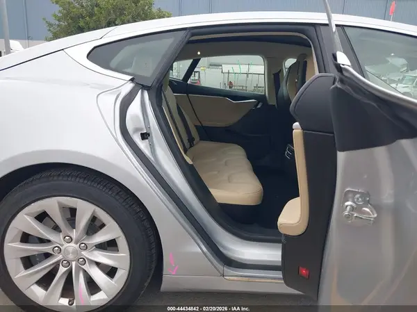 5YJSA1E24HF188508 2017 TESLA MODEL S - Image 8