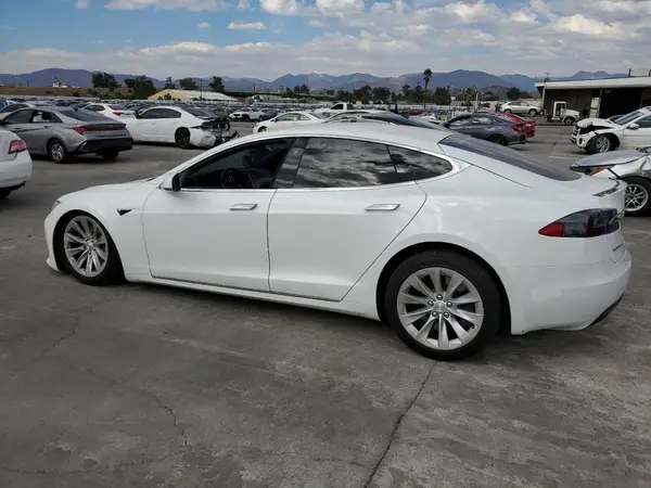 5YJSA1E24HF190663 2017 TESLA MODEL S - Image 2