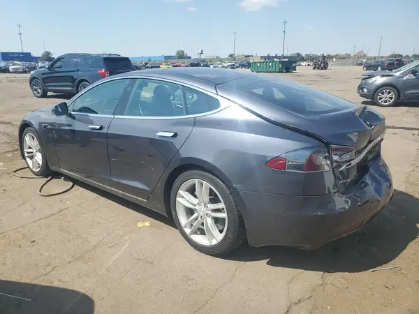 5YJSA1E24HF193997 2017 TESLA MODEL S - Image 2