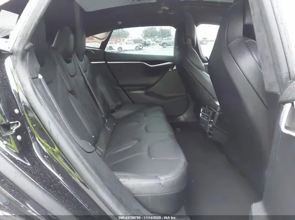 5YJSA1E24HF196057 2017 TESLA MODEL S - Image 8